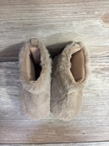 Old Navy Soft Sole Faux Fur Booties Tan sz 3/4c