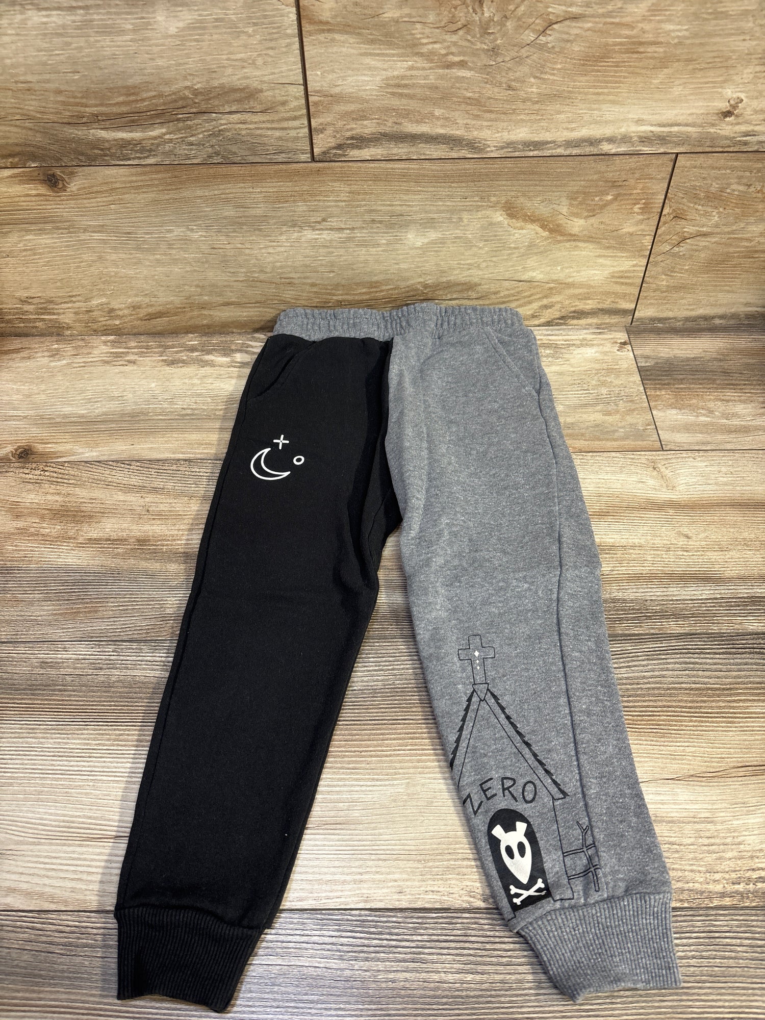 Disney The Nightmare Before Christmas Joggers Grey sz 5T