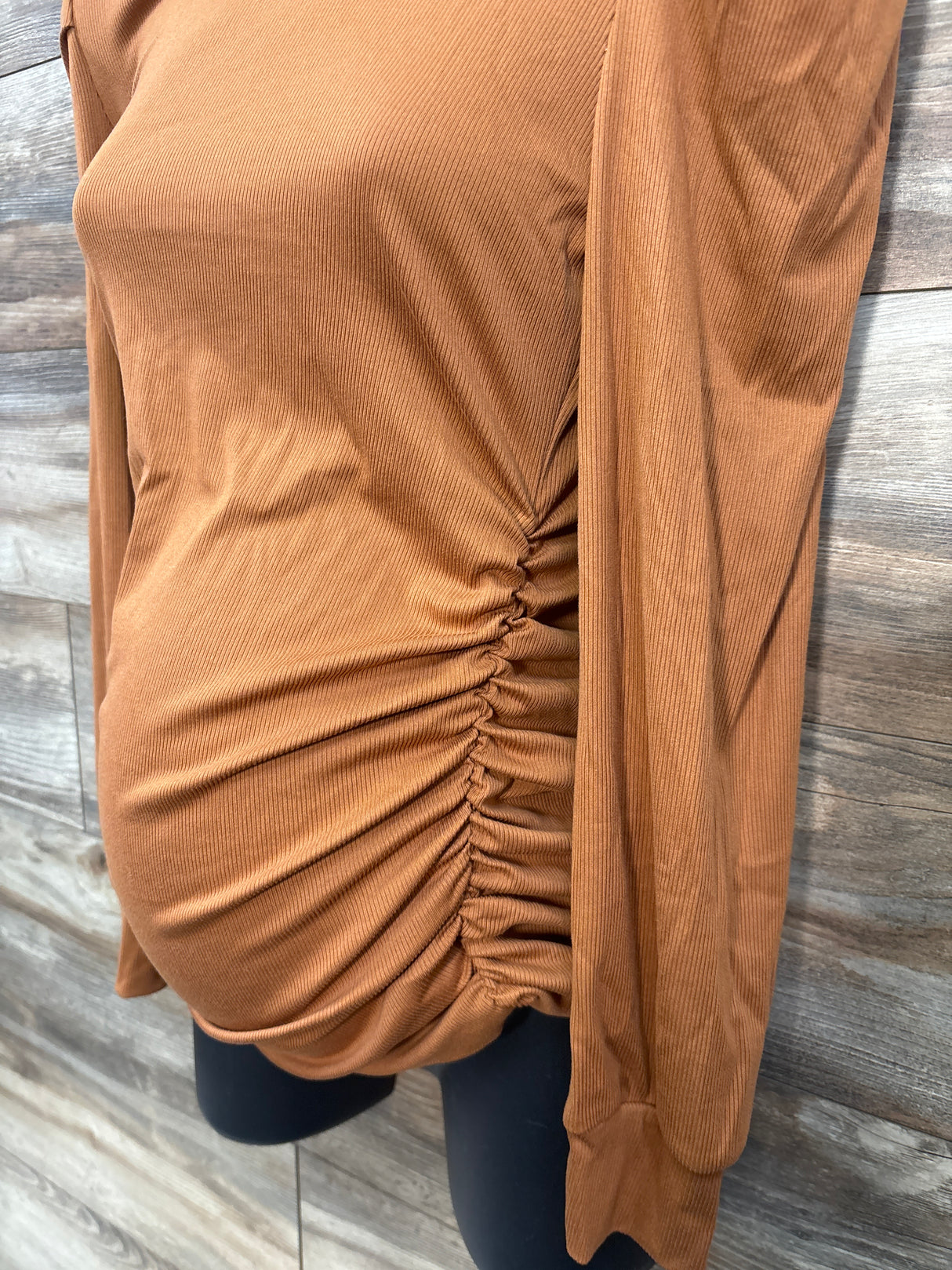 NEW Ekouaer Ribbed Ruched Shirt Brown sz Medium