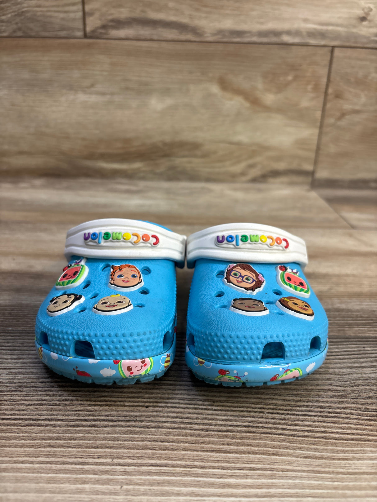 Crocs Cocomelon Classic Clogs Blue sz 7c