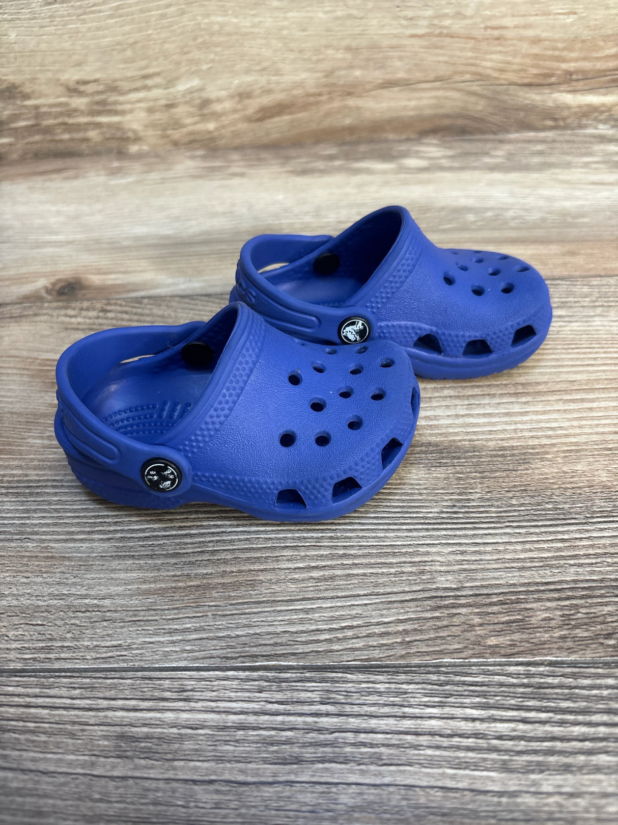 Crocs Classic Clogs Blue sz 2/3c