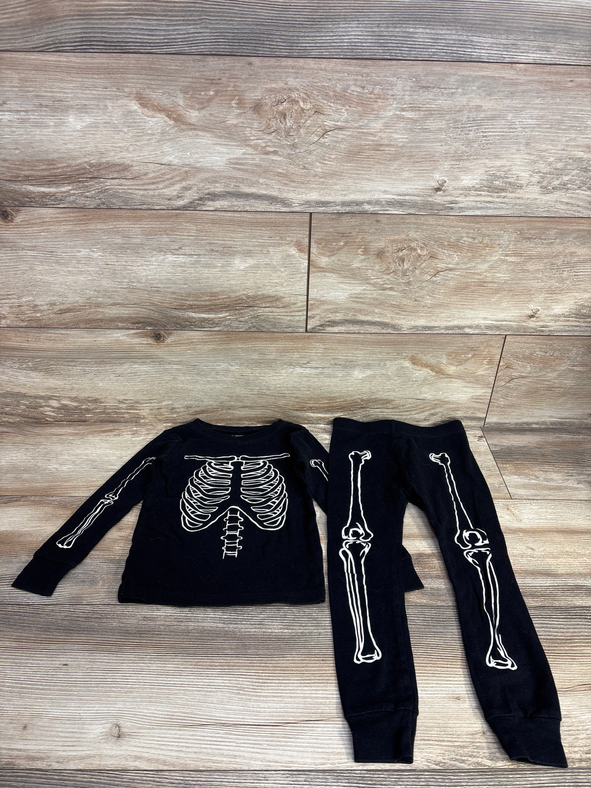 Old Navy 2pc Pajama Set Skeleton Print Black sz 4T