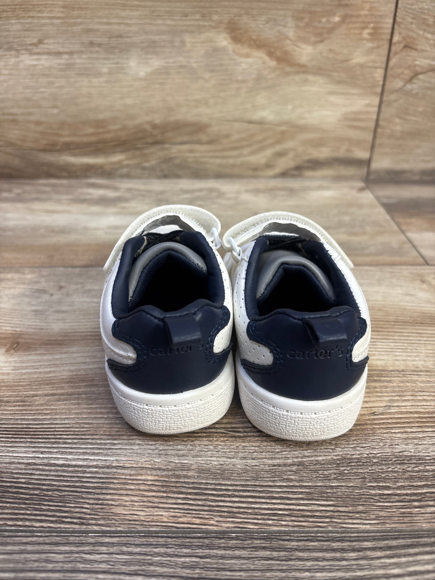 Carter's Casual Sneakers White sz 6c