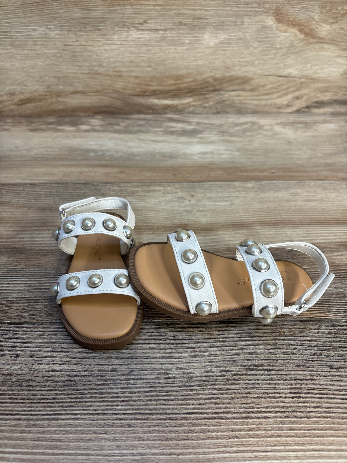 Cat & Jack Selene Pearl Sandals White sz 6c
