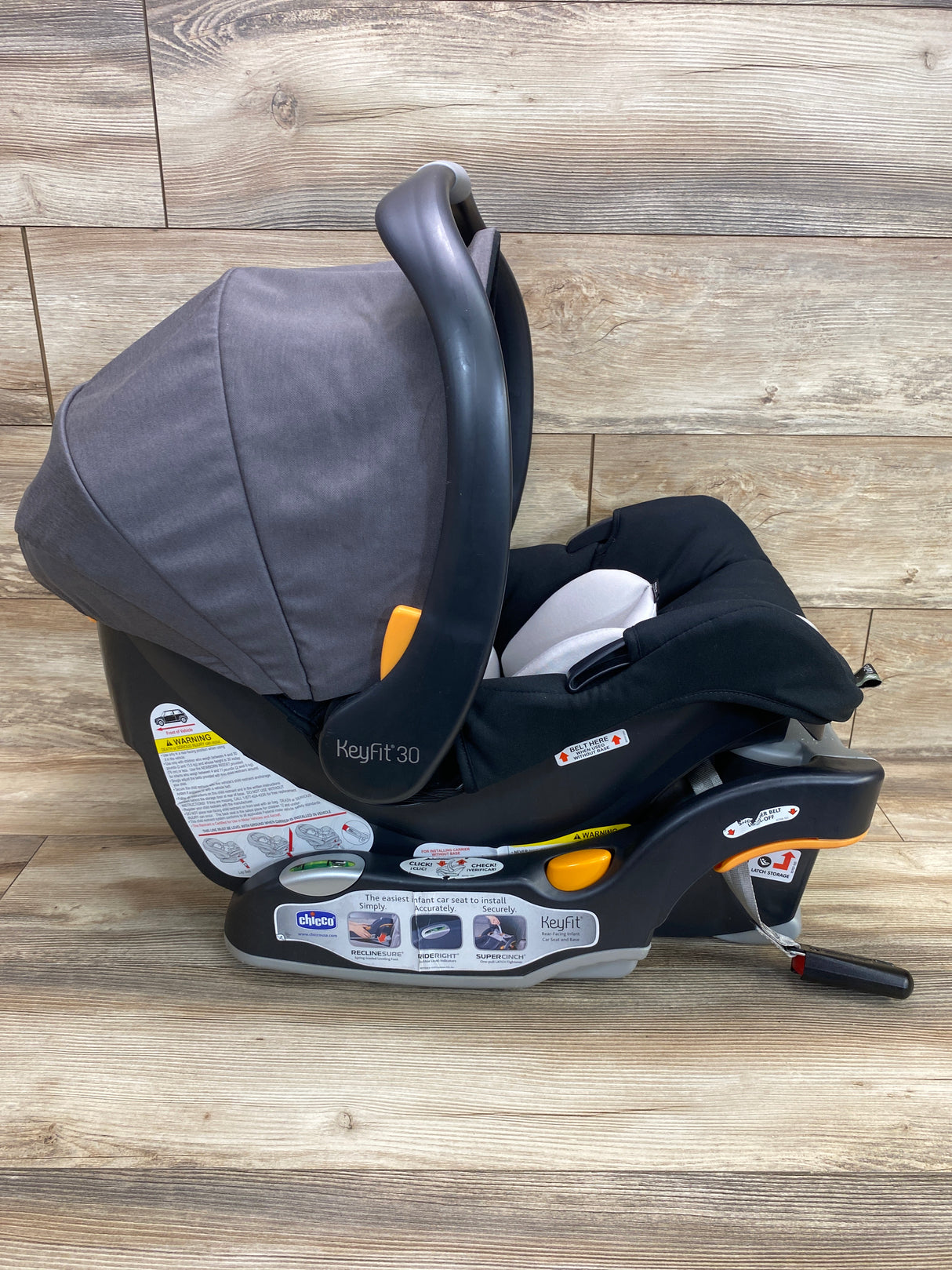 Chicco KeyFit 30 ClearTex Infant Car Seat in Black