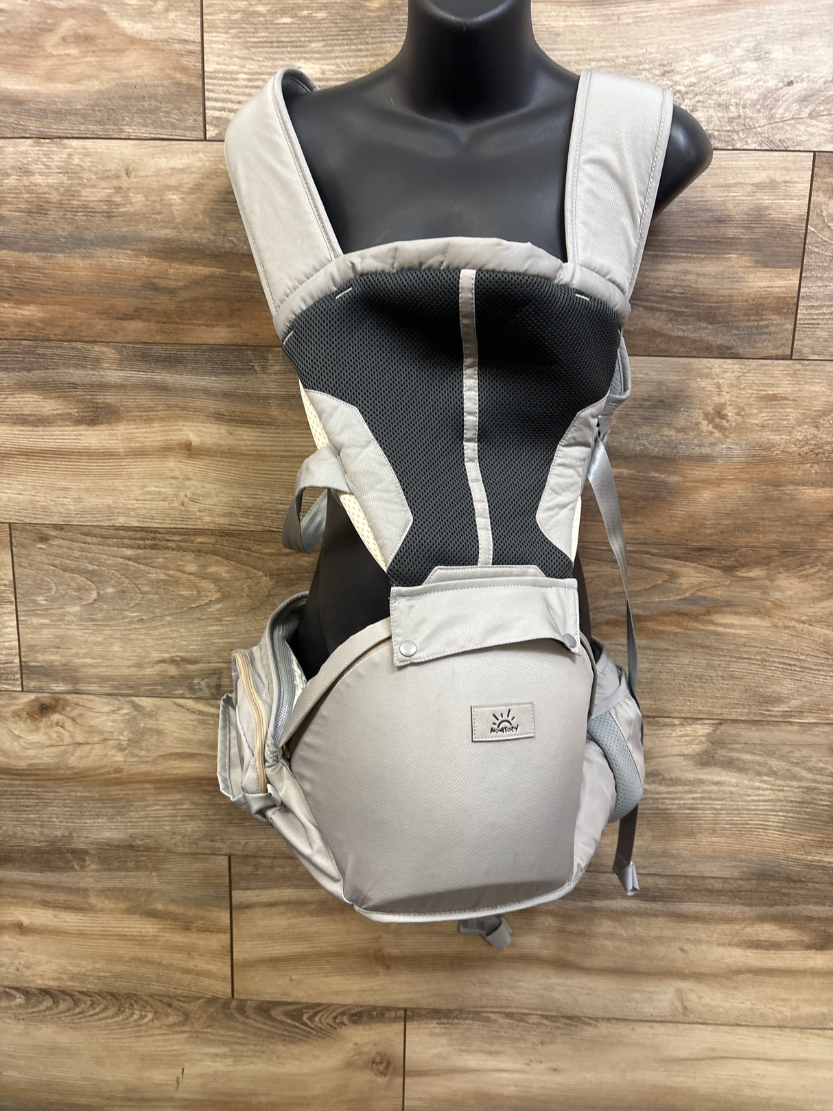 Momtory 6-in-1 Newborn To Toddler Carrier in Grey 7-50lbs