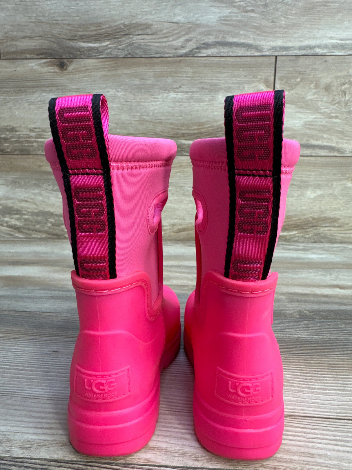 UGG Droplet Mid Boots Neon Pink sz 9c - Me n Mommy To Be