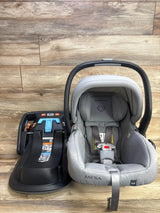 UPPAbaby Mesa V2 Infant Car Seat in Stella 4-35lbs.