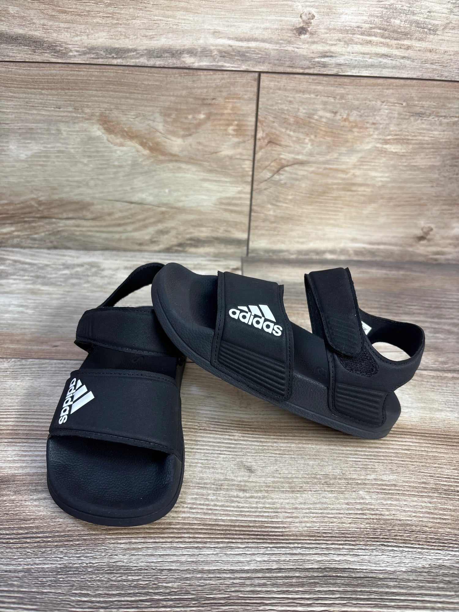 Adidas Adilette Sandlas Black sz 10c