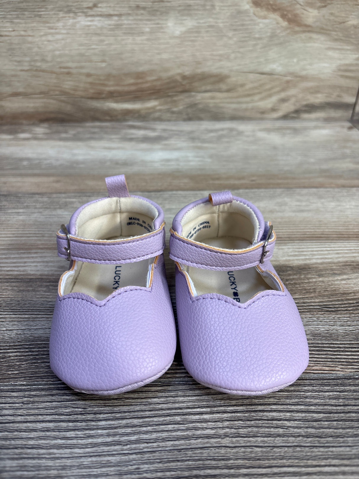 Lucky Brand Mary Jane Crib Shoes Purple sz 3c