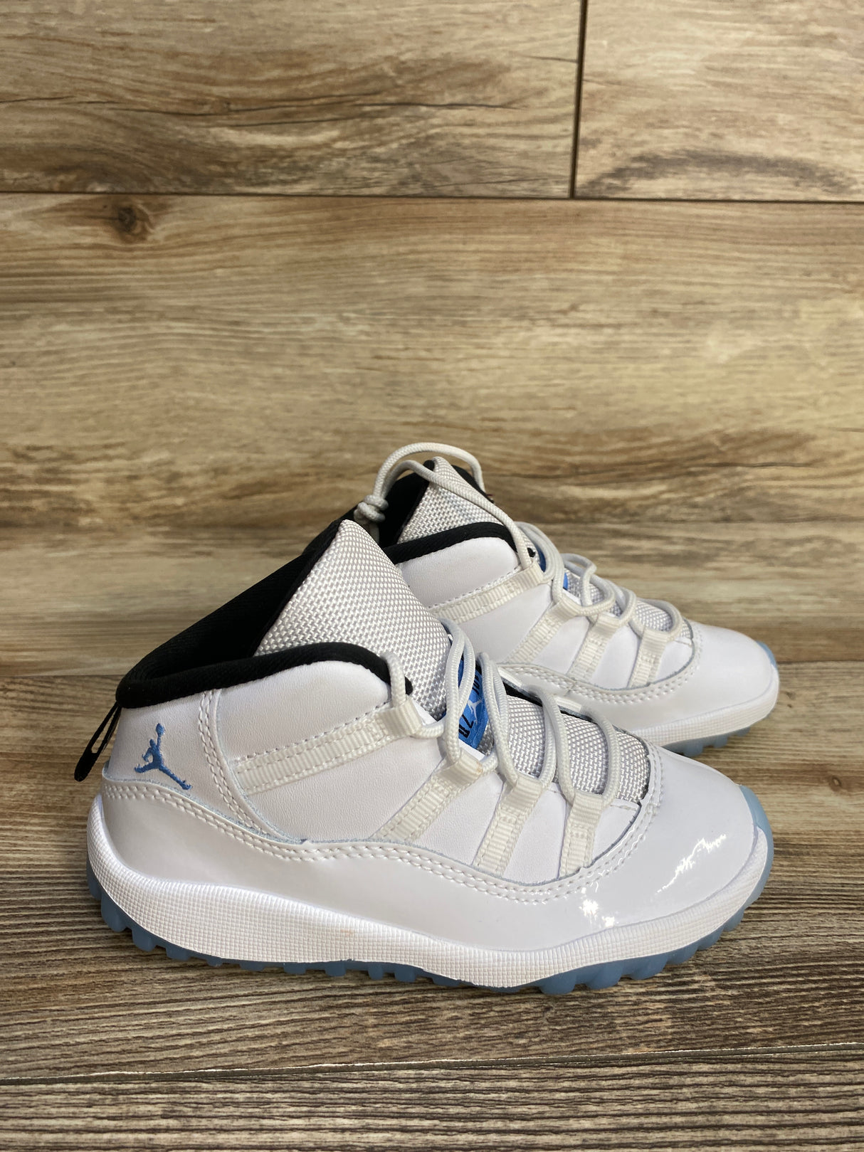Air Jordan 11 Retro TD 'Legend Blue / Columbia' Sneakers sz 10c