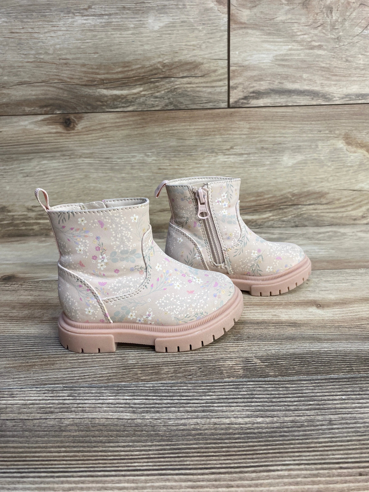 Cat & Jack Floral Zipper Combat Boots Grey sz 5c - Me n Mommy To Be