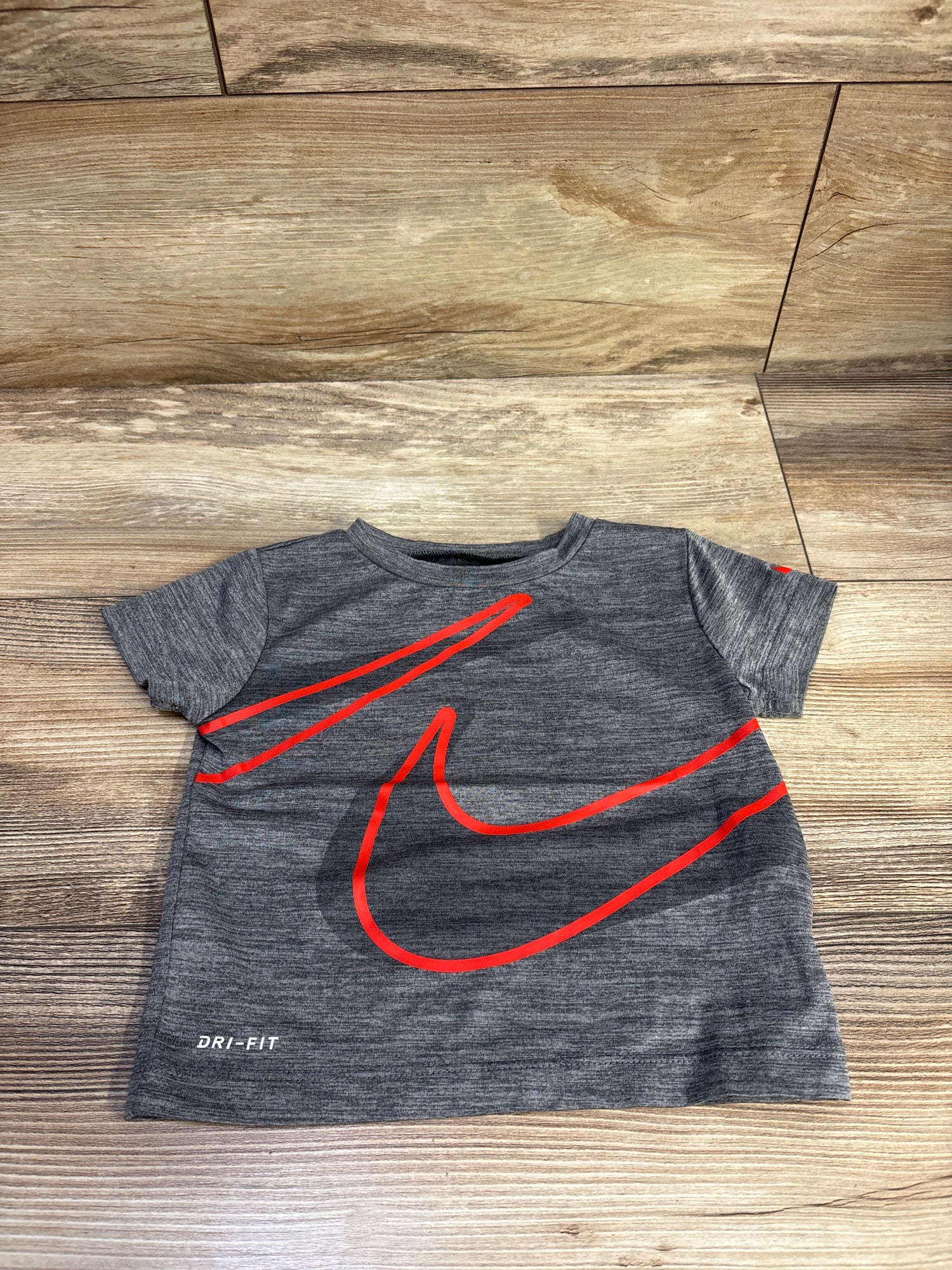 Nike Dri-Fit Shirt Grey sz 18m
