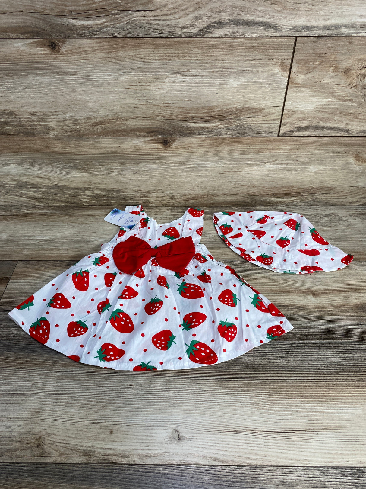 NEW Ibtom Castle 2pc Strawberry Dress & Hat White sz 9-12m