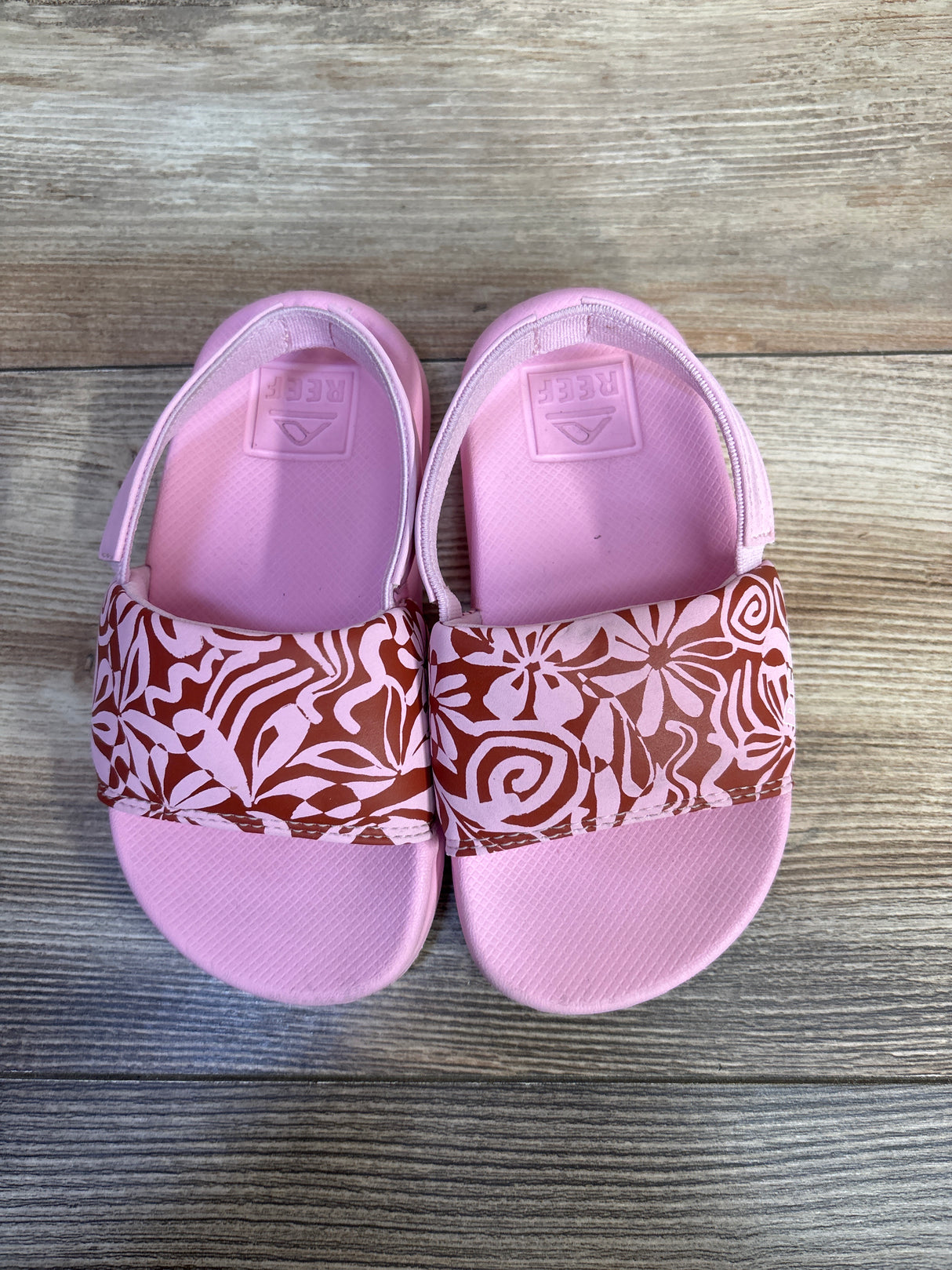 Reef Modern Floral Sandals Pink sz 9c