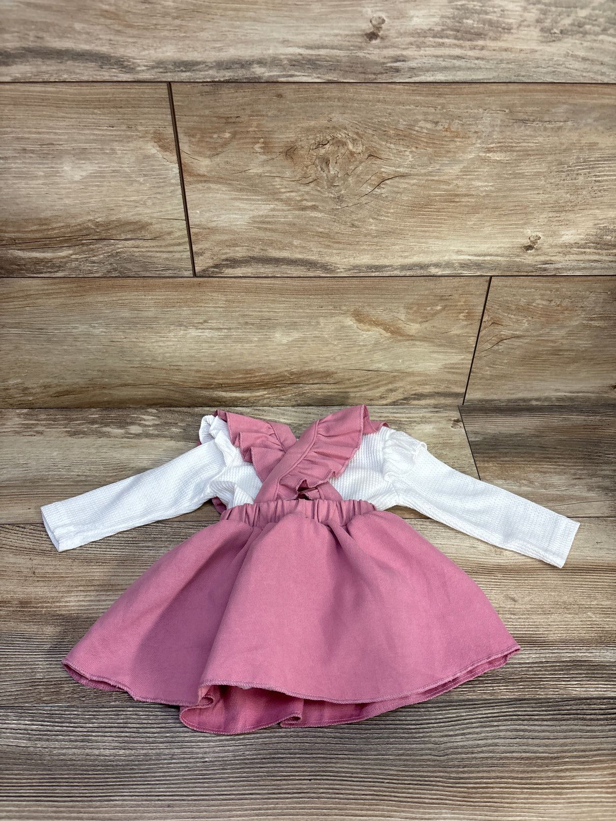 2pc Skirtall & Crocheted Flower Bodysuit White sz 0-3m