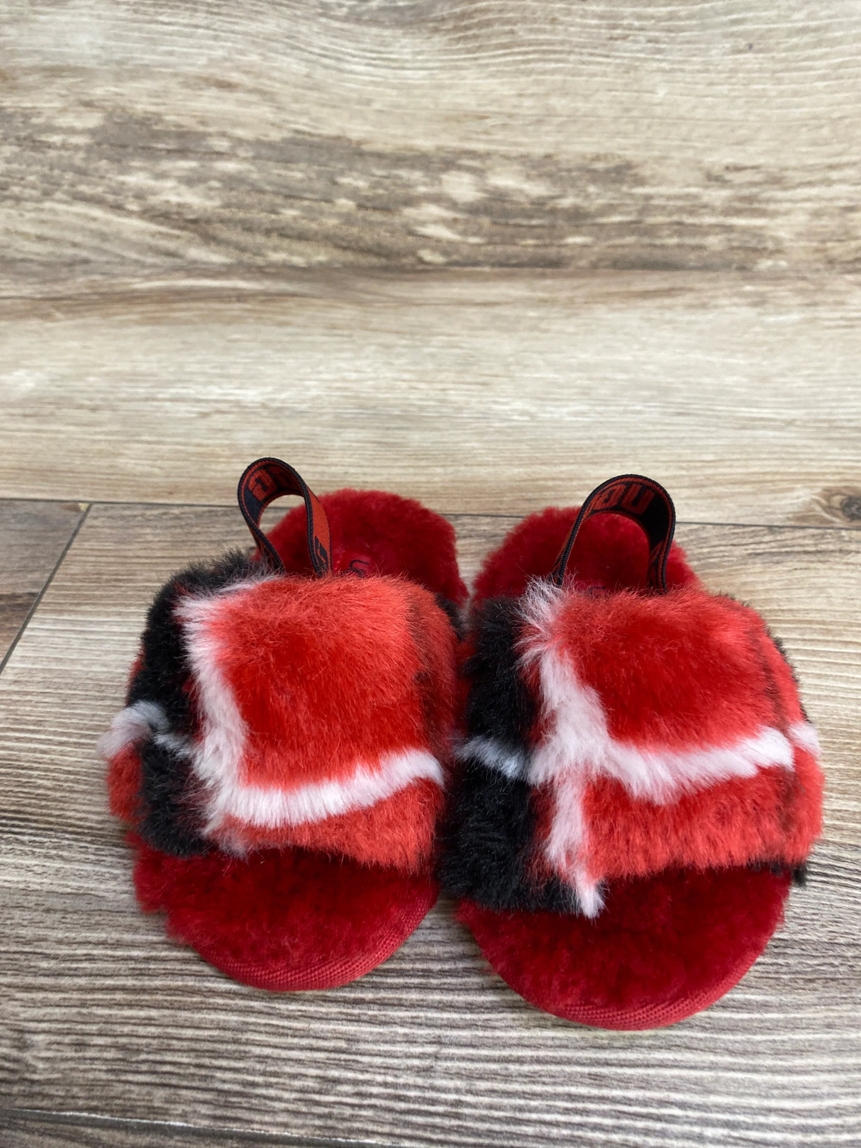 UGG Fluff Yeah Slides Red sz 7c
