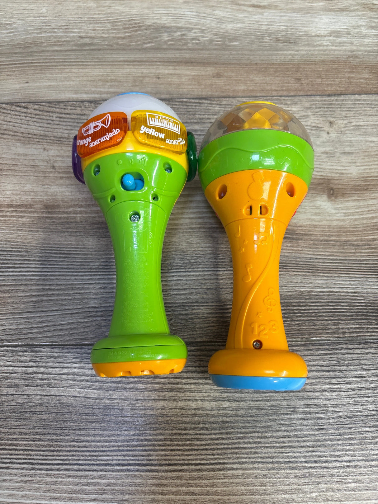 LeapFrog Learn & Groove Shakin' Colors Maracas