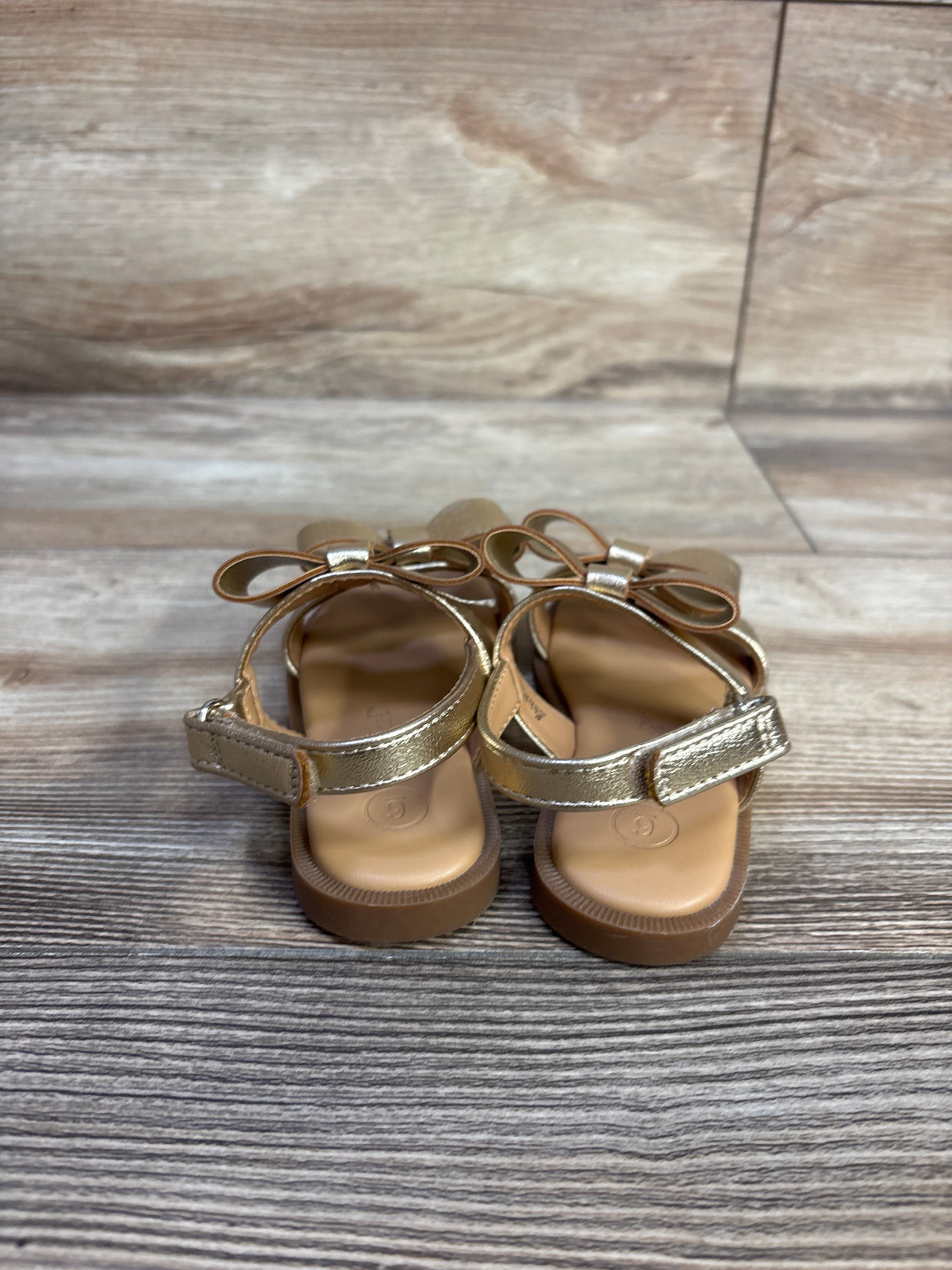 Cat & Jack Ruby Bow Sandals Gold sz 6c
