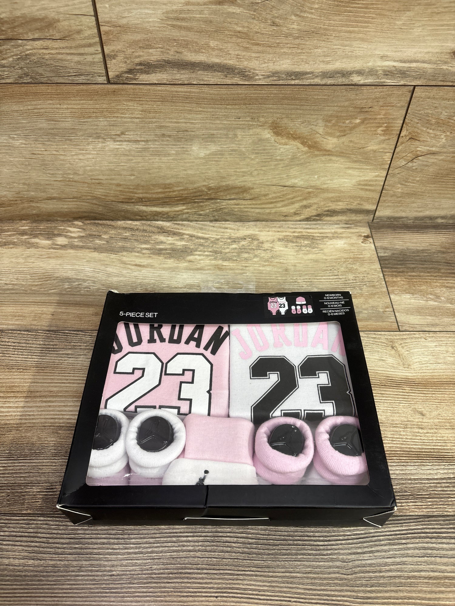 NEW Jordan 5pc Gift Box Set Pink sz 0-6m