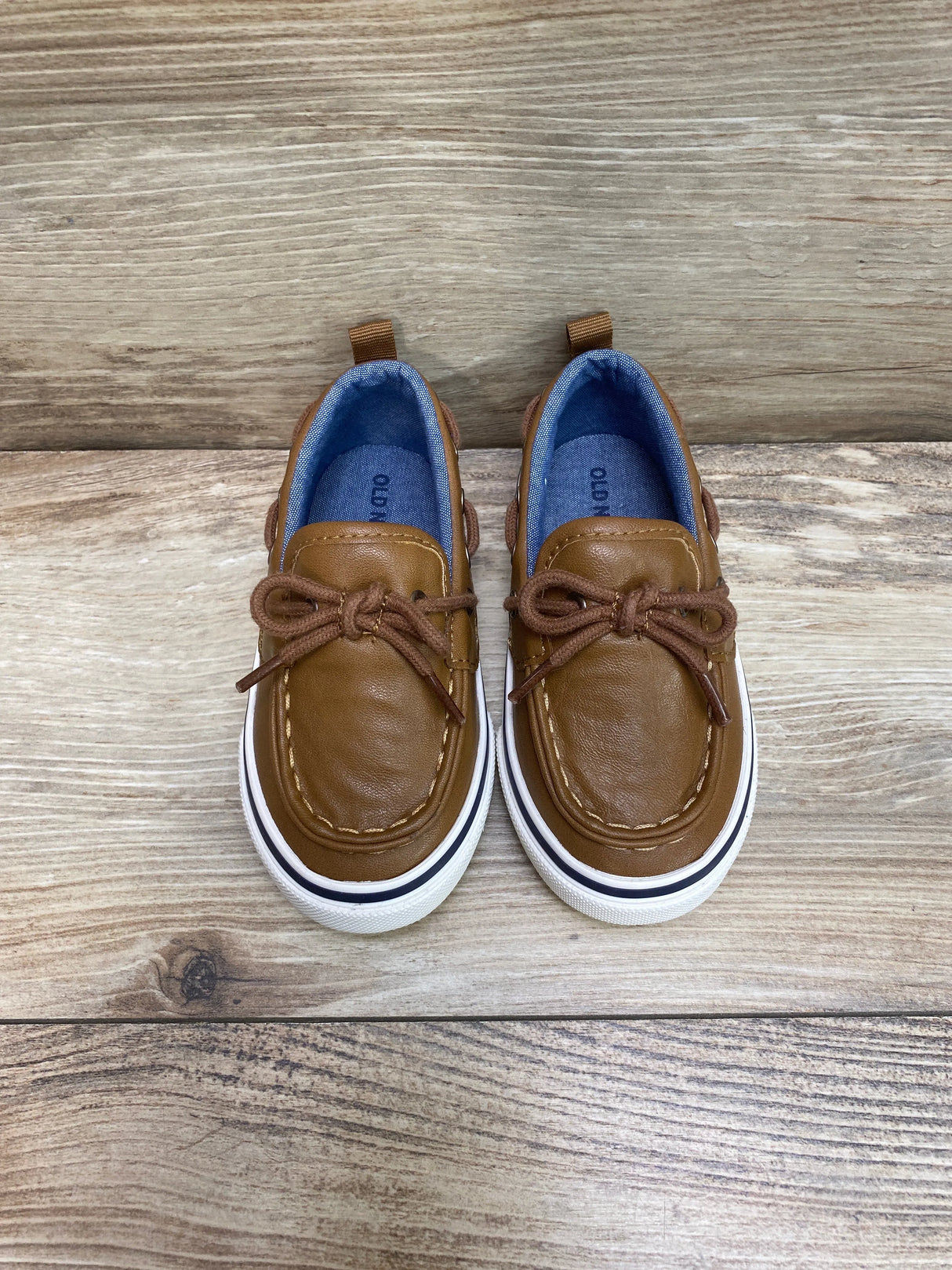 Old Navy Faux Leather Boat Shoes sz 6c