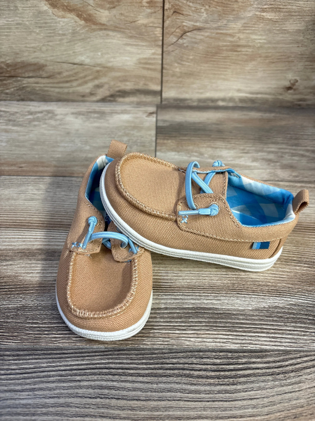 Cat & Jack Bobby Slip On Boat Sneakers Beige sz 7c