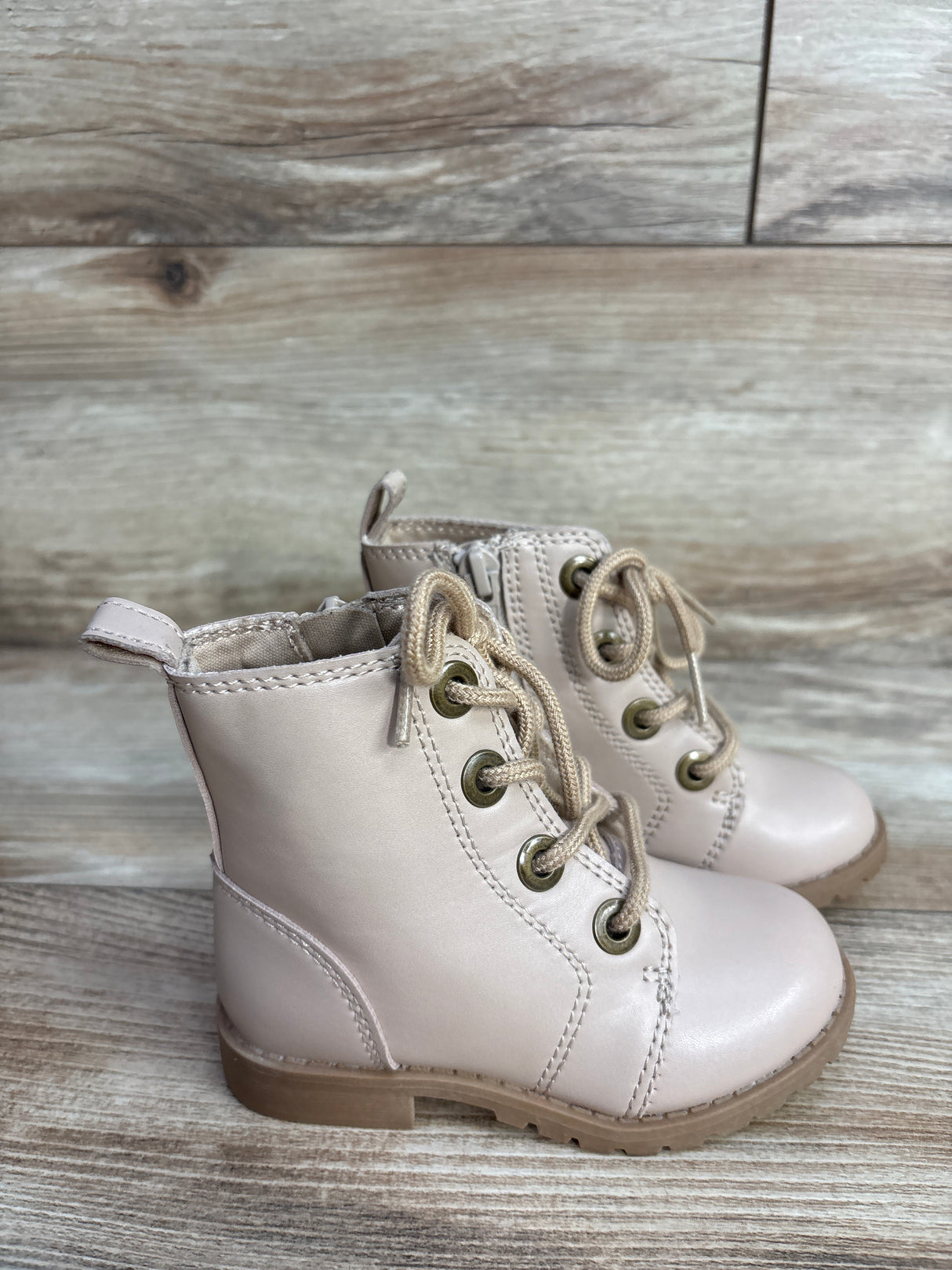 Old Navy Faux-Leather Combat Boots Beige sz 6c