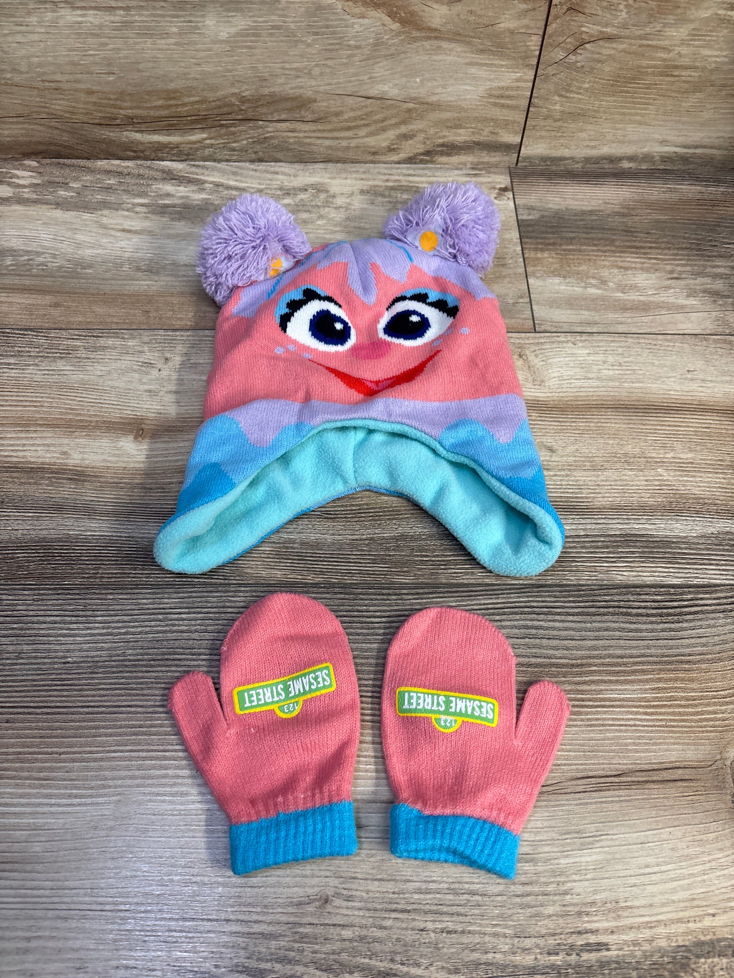 Sesame Street 2pc Abby Cadabby Winter Hat & Mittens Set OSFM