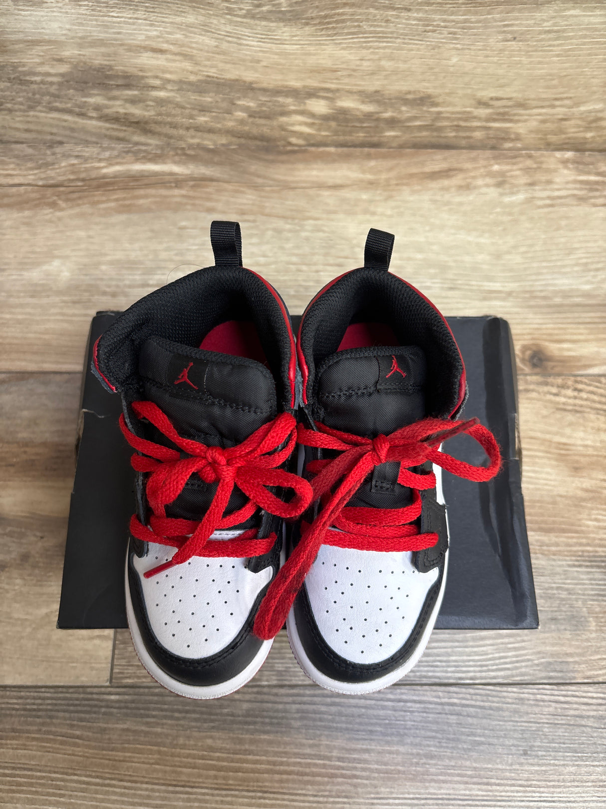Air Jordan 1 Mid TD 'Gym Red Black Toe' Sneakers sz 9c