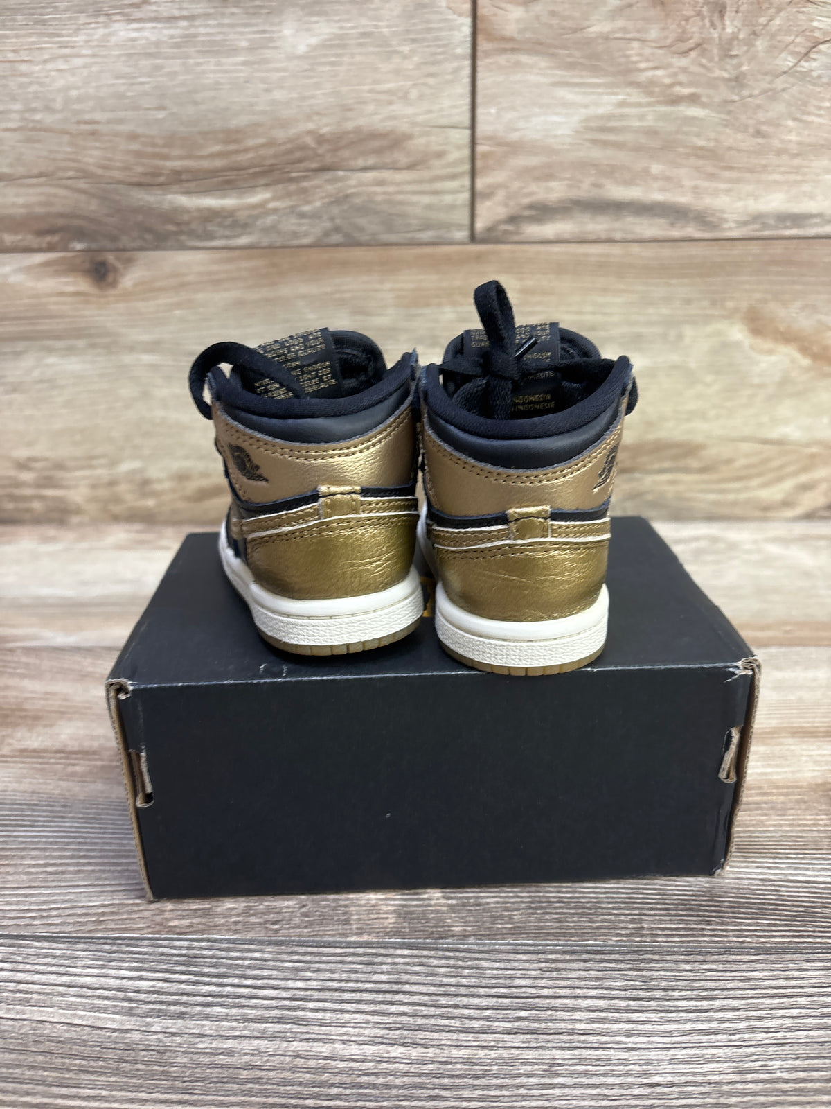 Air Jordan 1 Retro High OG TD 'Black Gold' Sneakers sz 4c