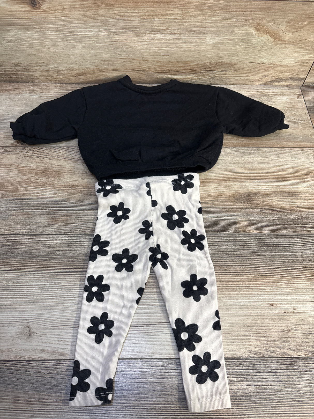 Cat & Jack 2pc Sweatshirt & Ribbed Leggings Black sz 6-9m