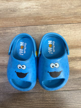 Ground Up Cookie Monster Clog Sandals Blue sz 4c