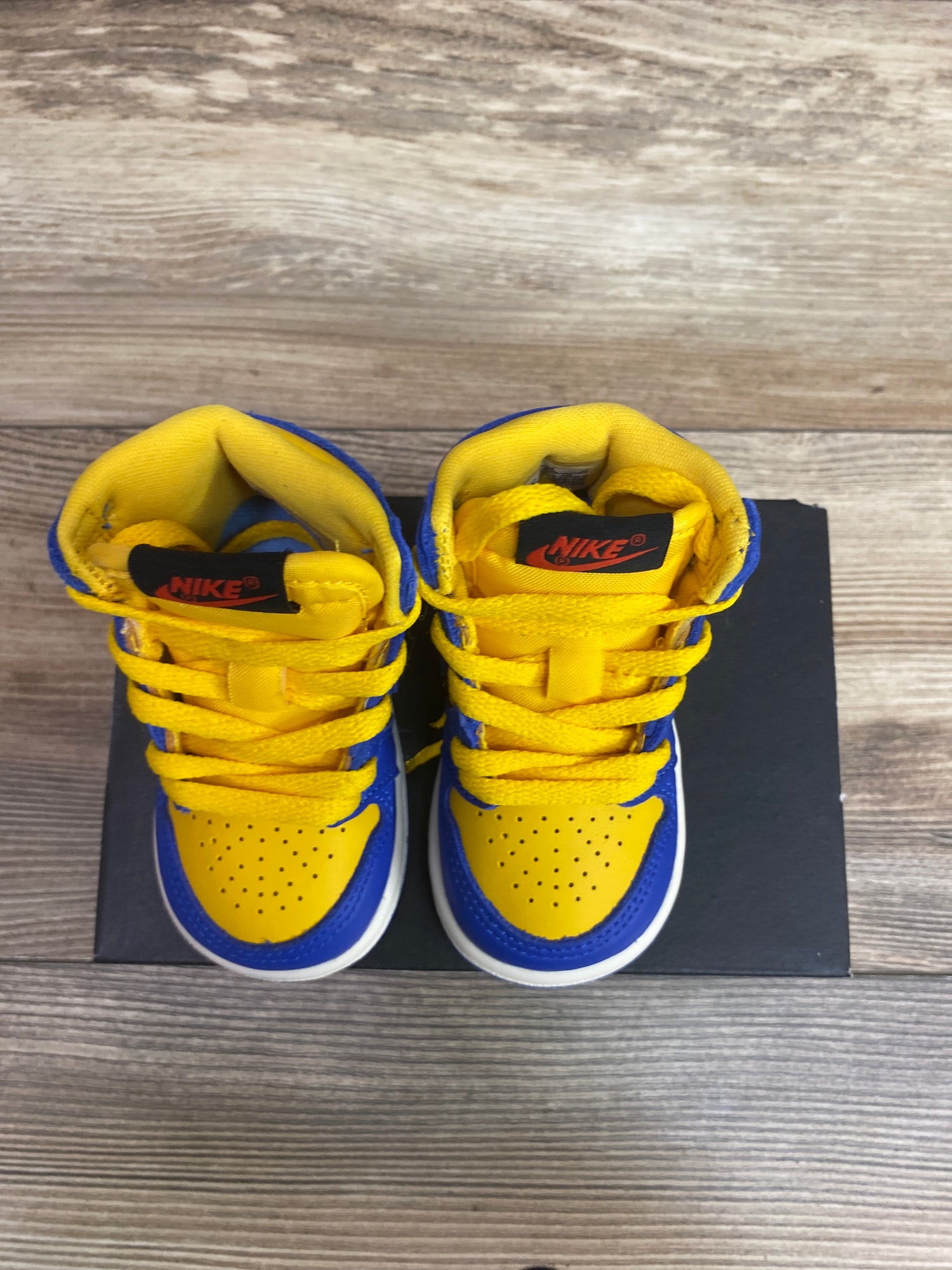NEW Air Jordan 1 Retro High OG TD 'Reverse Laney' Sneakers sz 4c