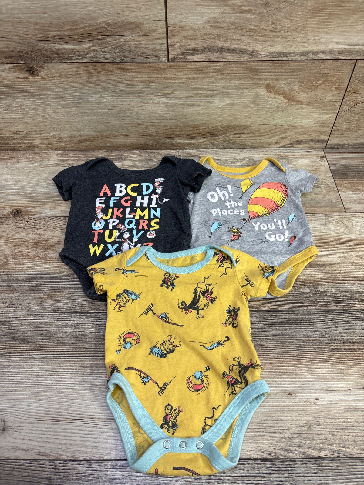 Dr. Seuss 3pk Bodysuits Grey sz Newborn