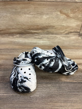 Crocs Classic Clogs White/Black Tie Dye sz 7c