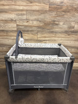 Pamo Babe Playard with Bassinet Grey