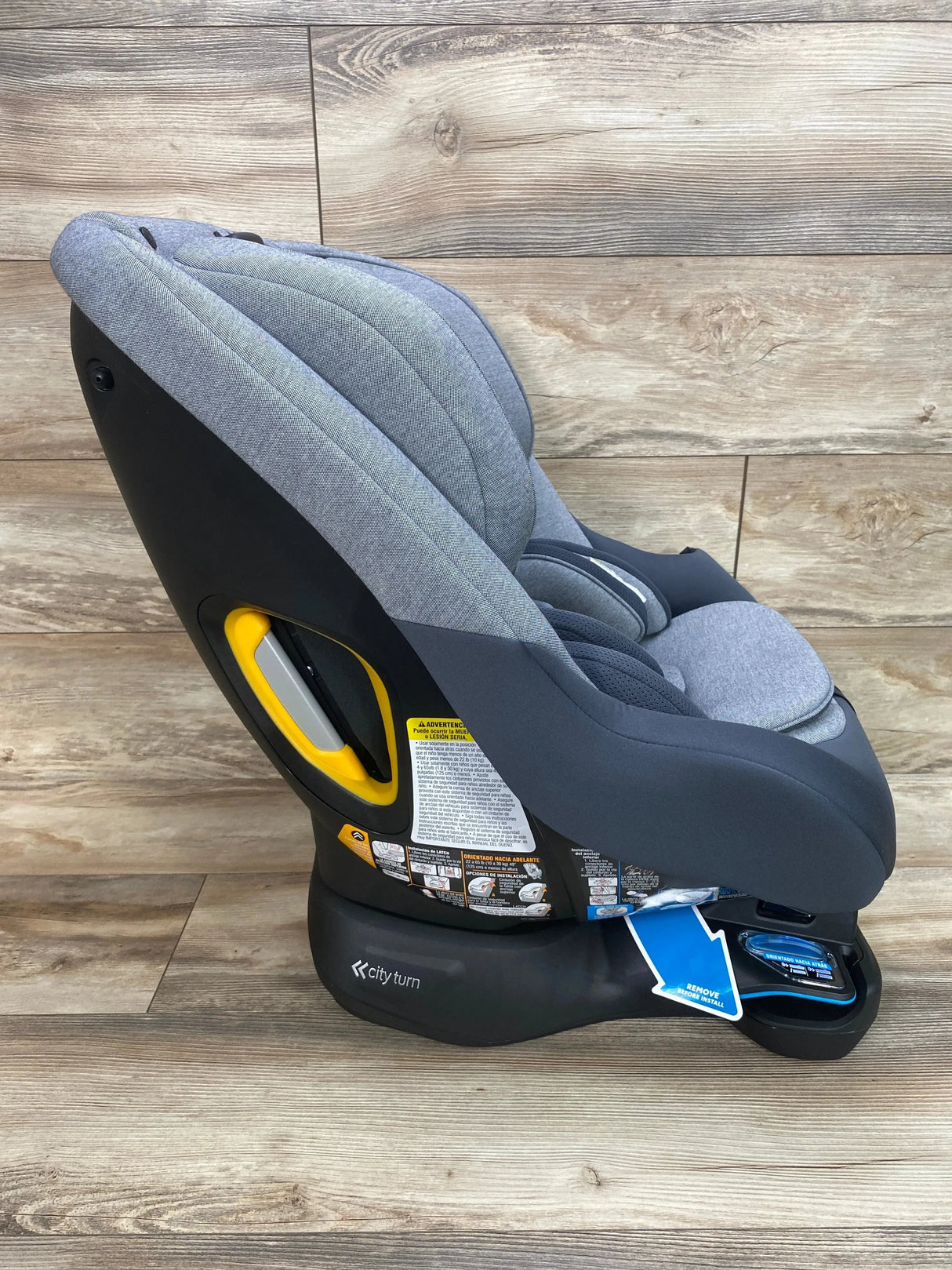 NEW Baby Jogger City Turn Rotating Convertible Car Seat in Pike