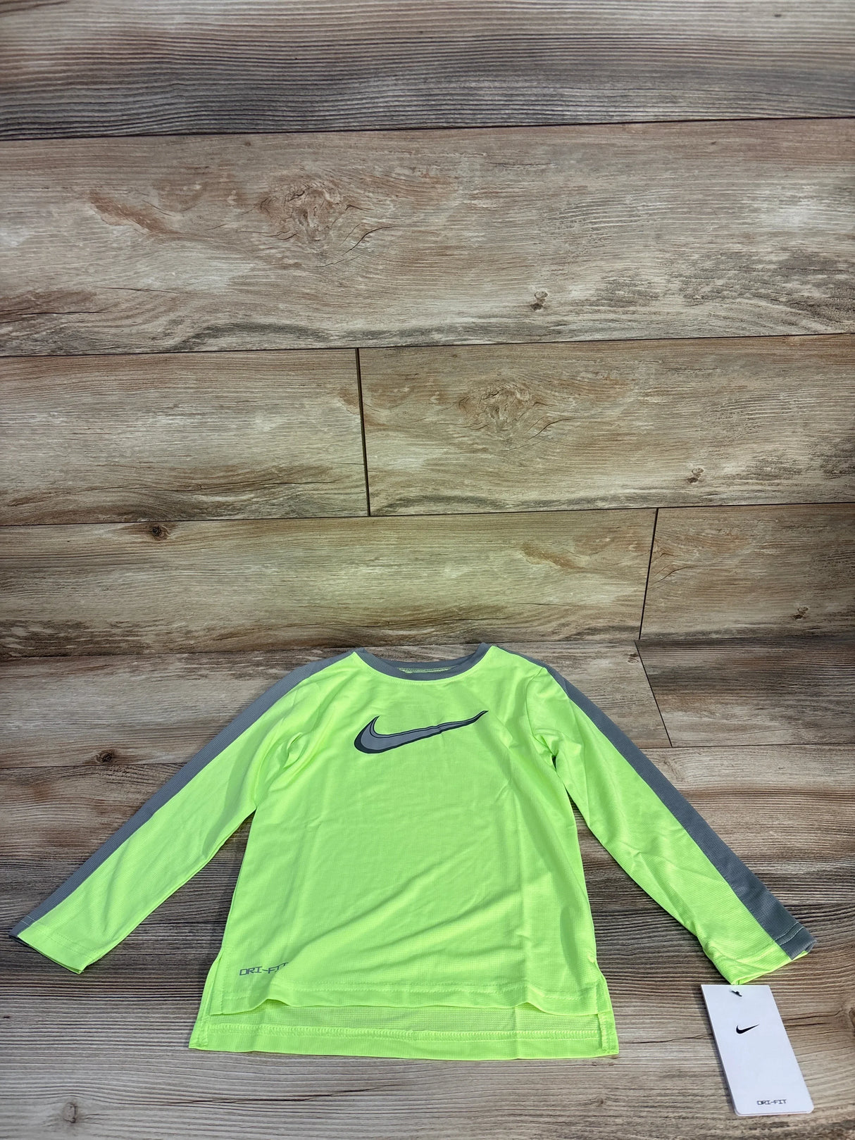 NEW Nike Long Sleeve Dri-Fit Shirt Ghost Green sz 4T
