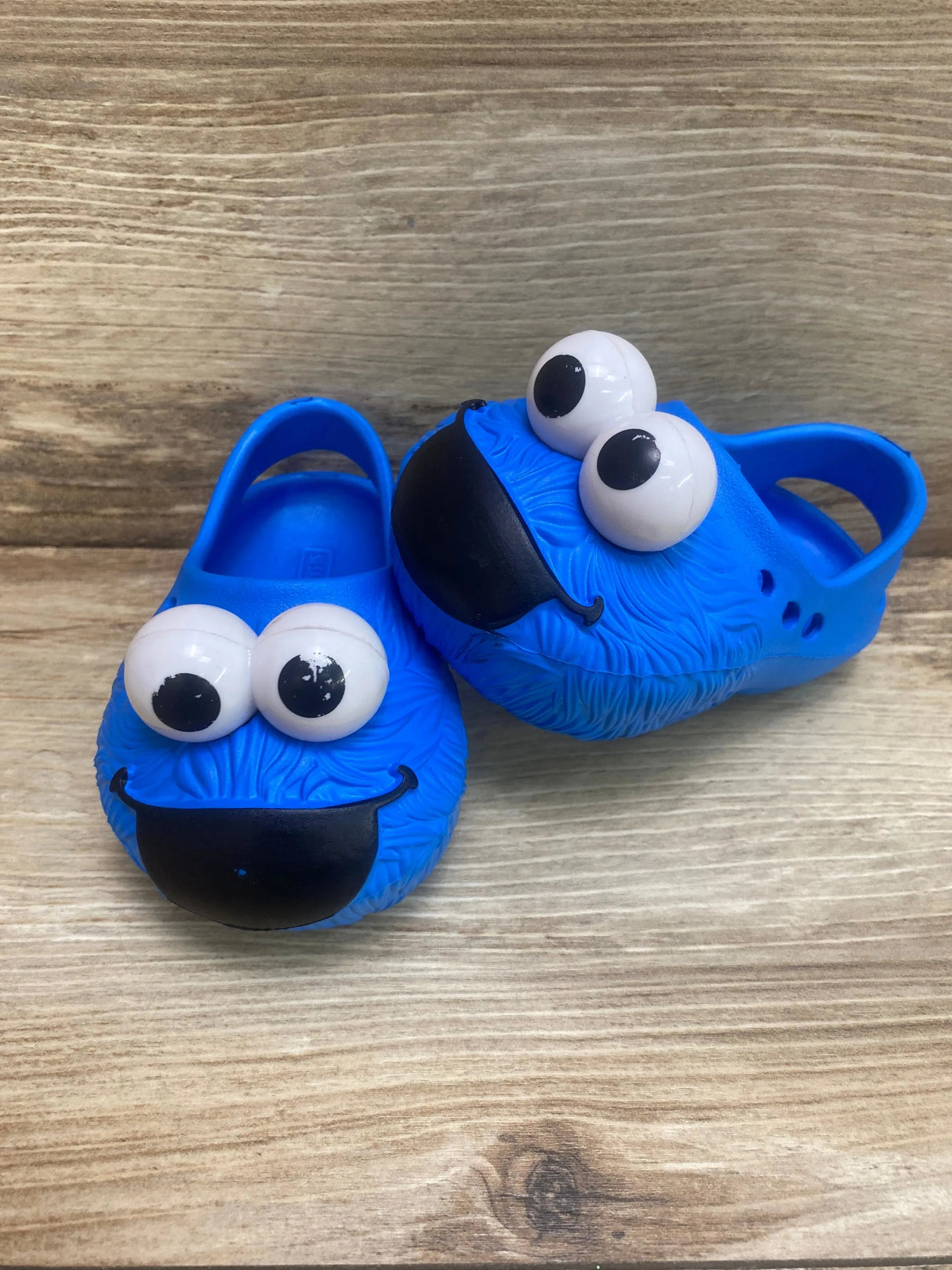 Sesame St. Cookie Monster Blue Clogs sz 3c