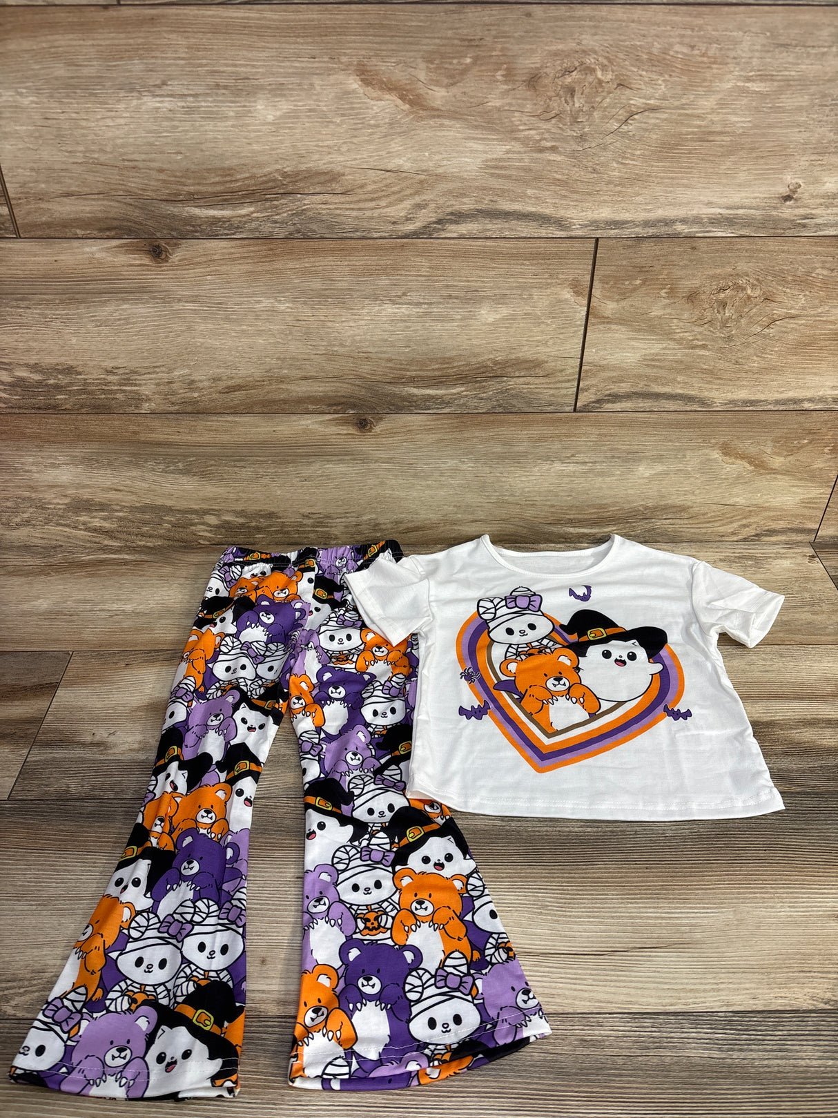NWOT 2pc Heart Halloween Shirt & Bottoms Set White sz 4T