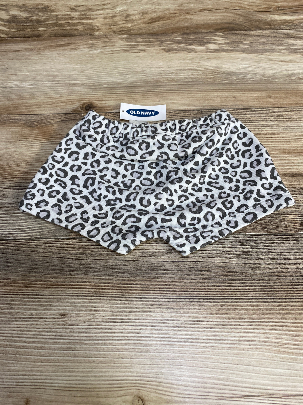 NEW Old Navy Leopard Print Shorts White sz 3-6m