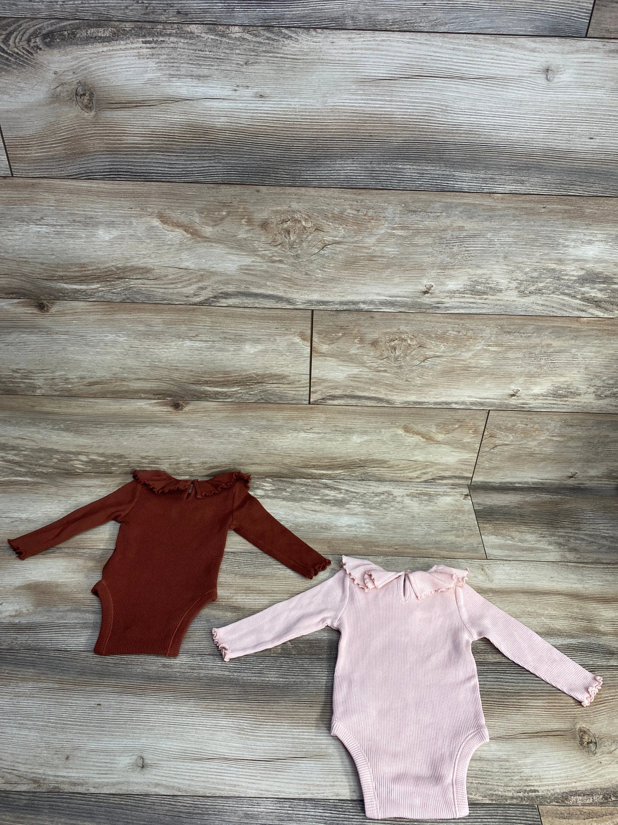 Old Navy Ruffle-Trim Thermal-Knit 2pk Bodysuits Pink sz 6-12m