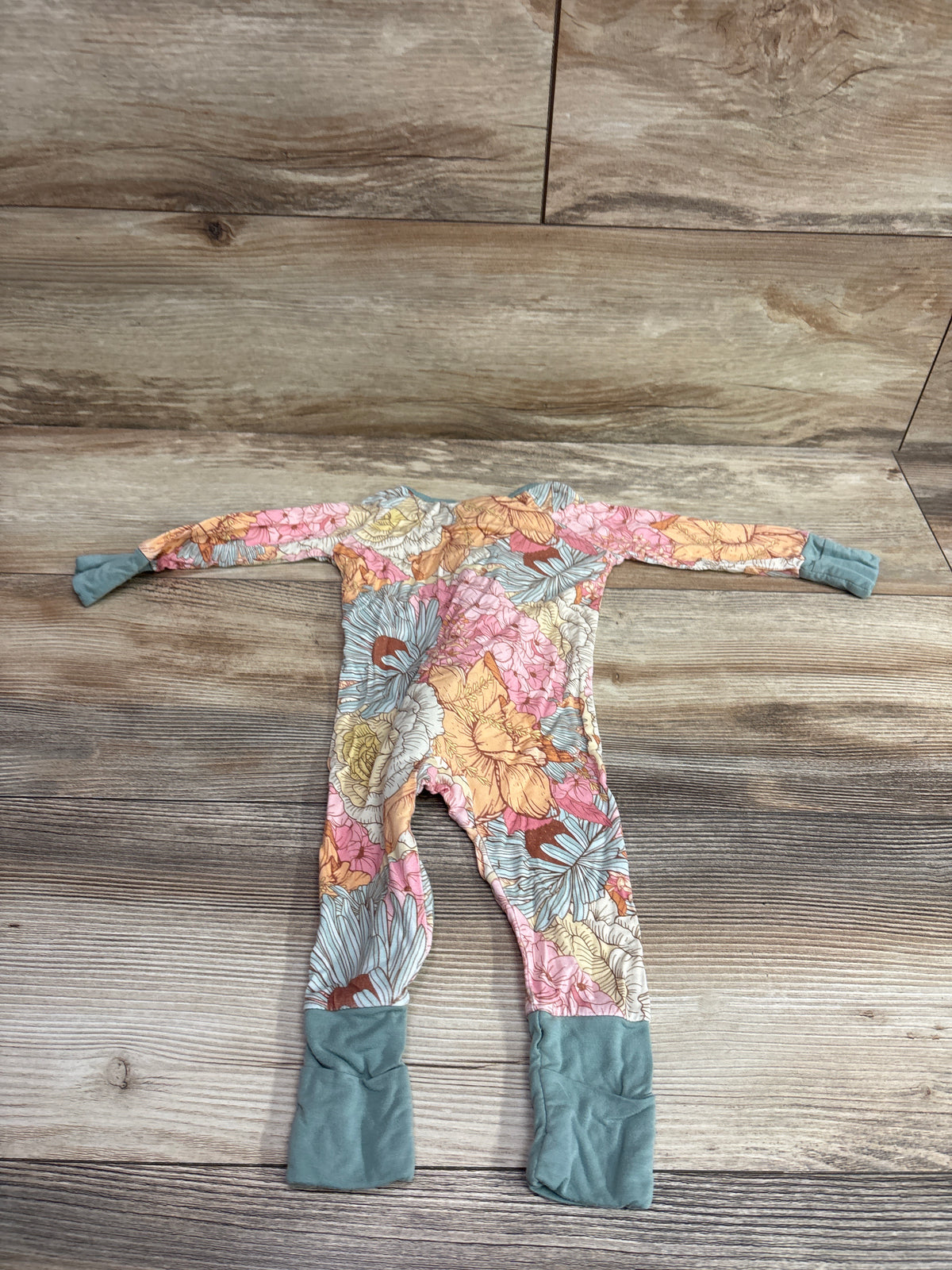Miozing Vintage Floral Bamboo Convertible Sleeper Green sz 0-3m