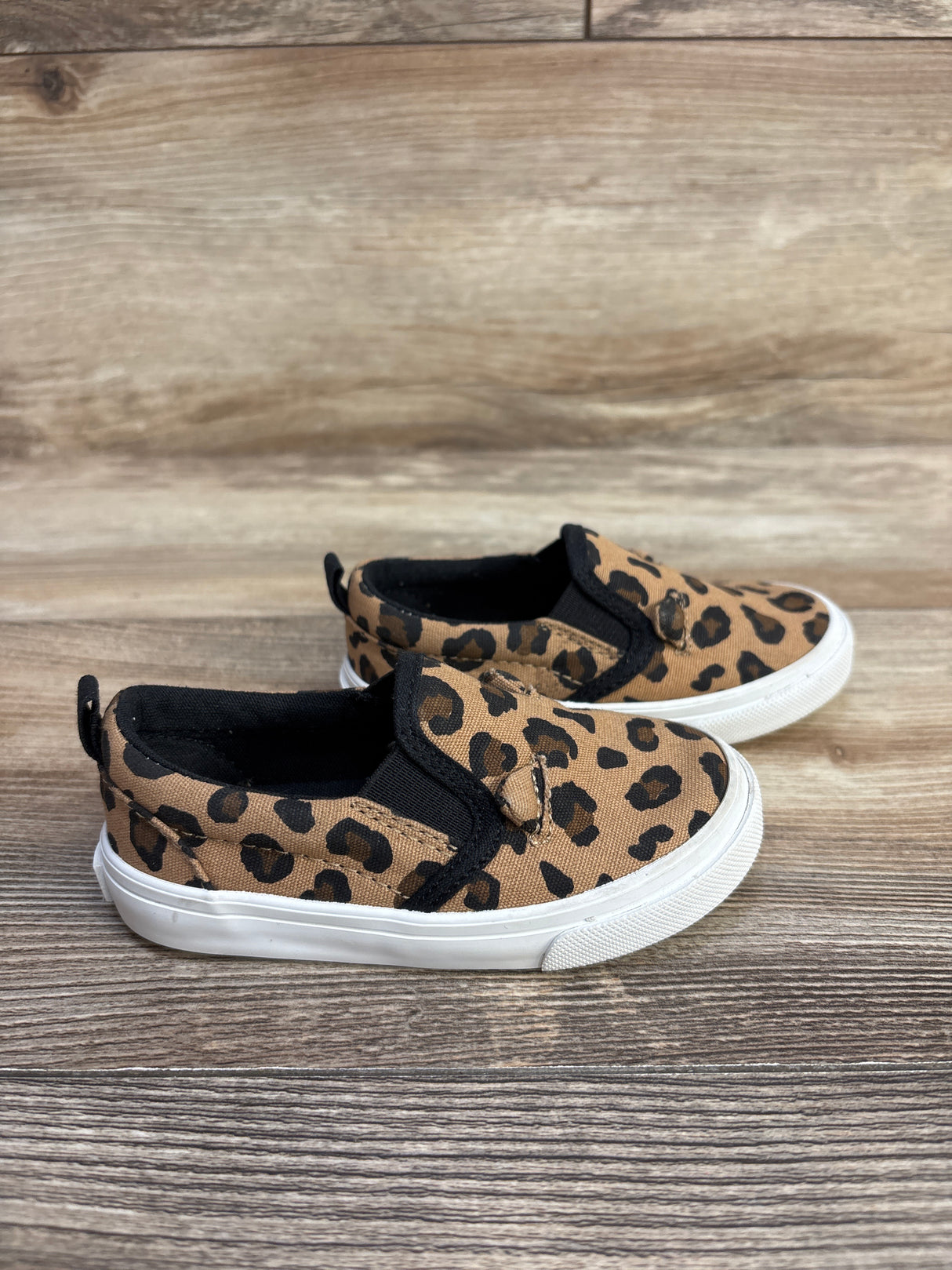 Old Navy Leopard Print Canvas Slip-On Sneakers, Brown sz 5c