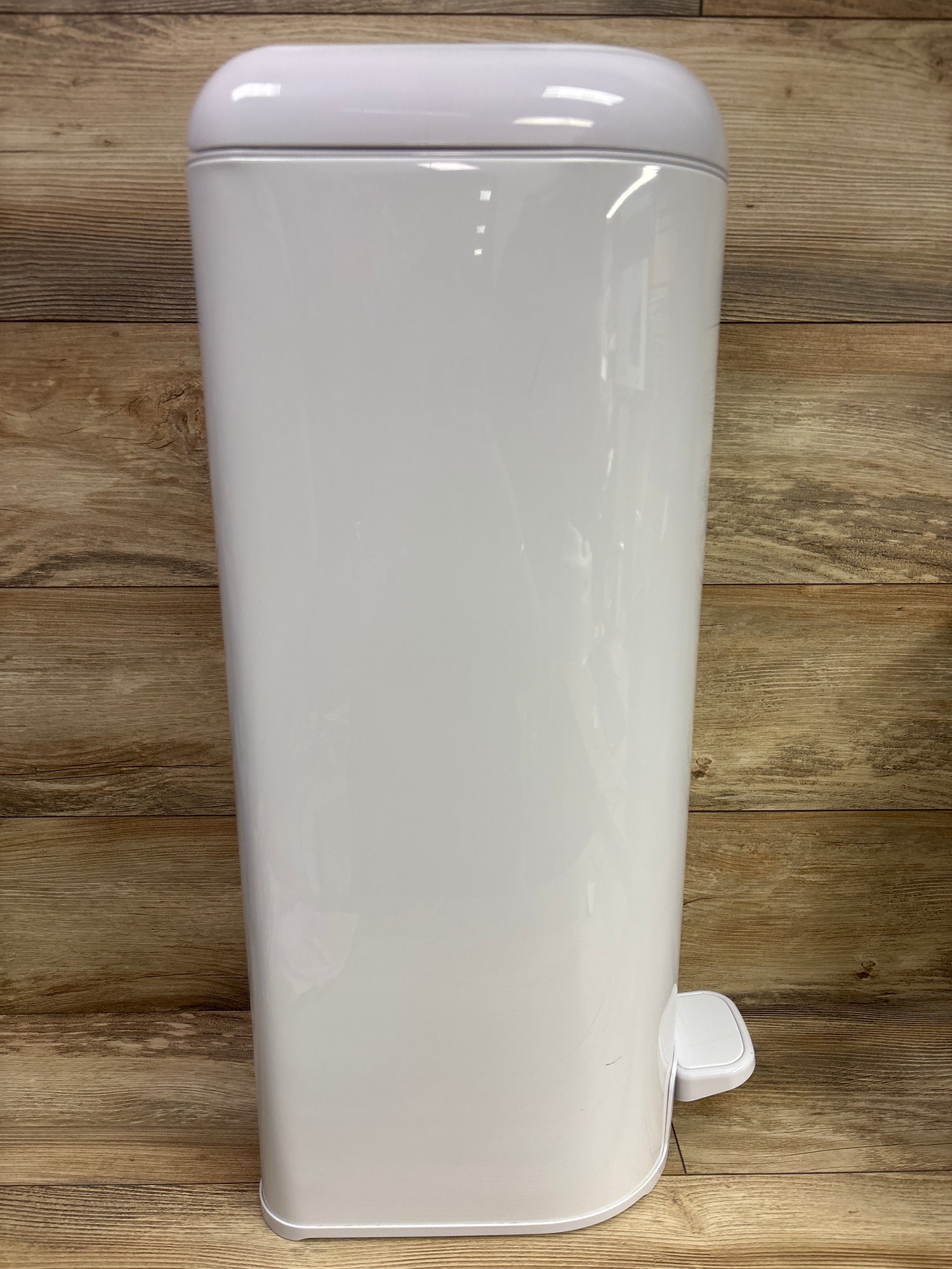 Diaper Genie Platinum Pail - White