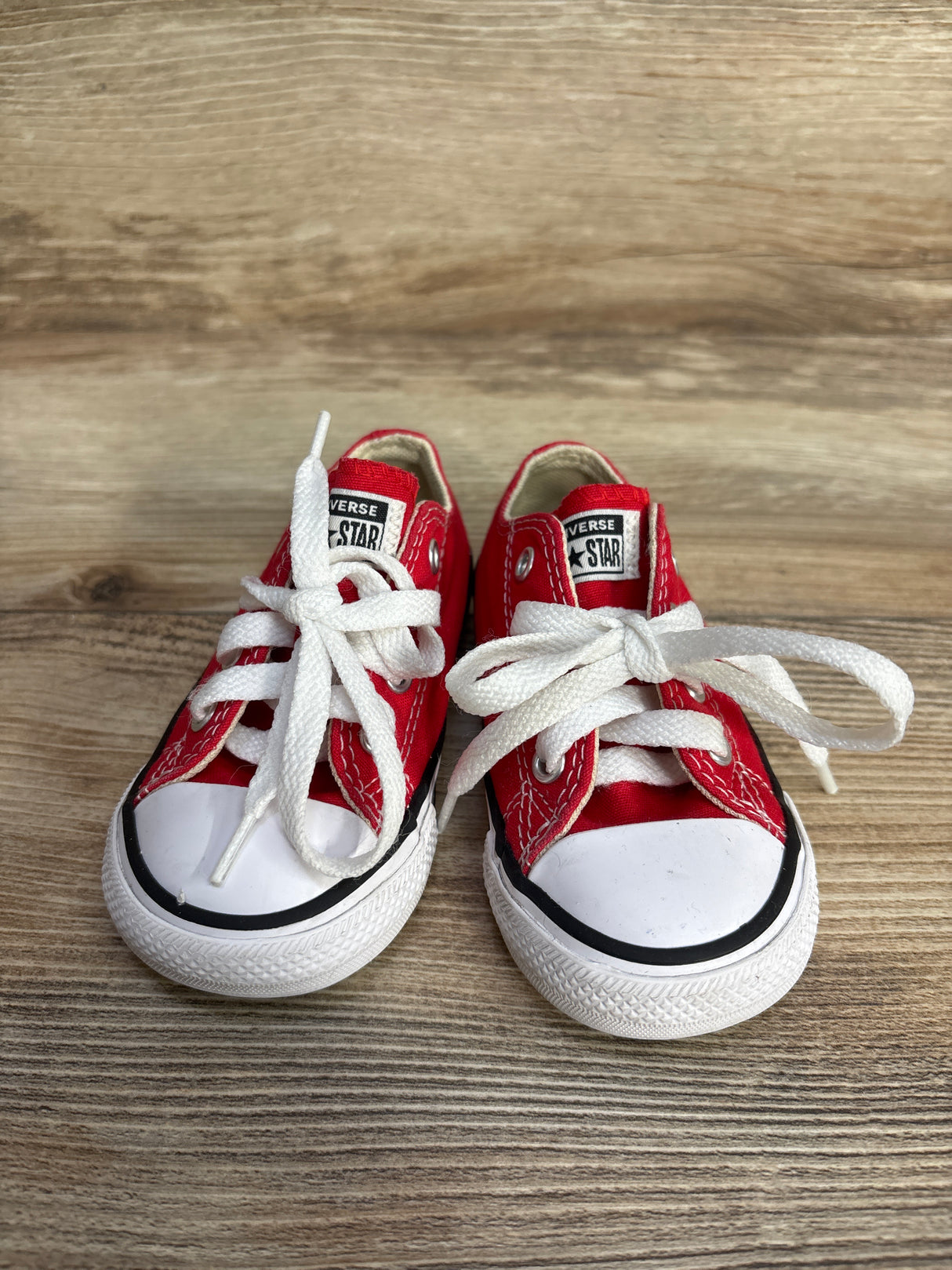 Converse Chuck Taylor All Star Low Top Sneakers Red sz 6c