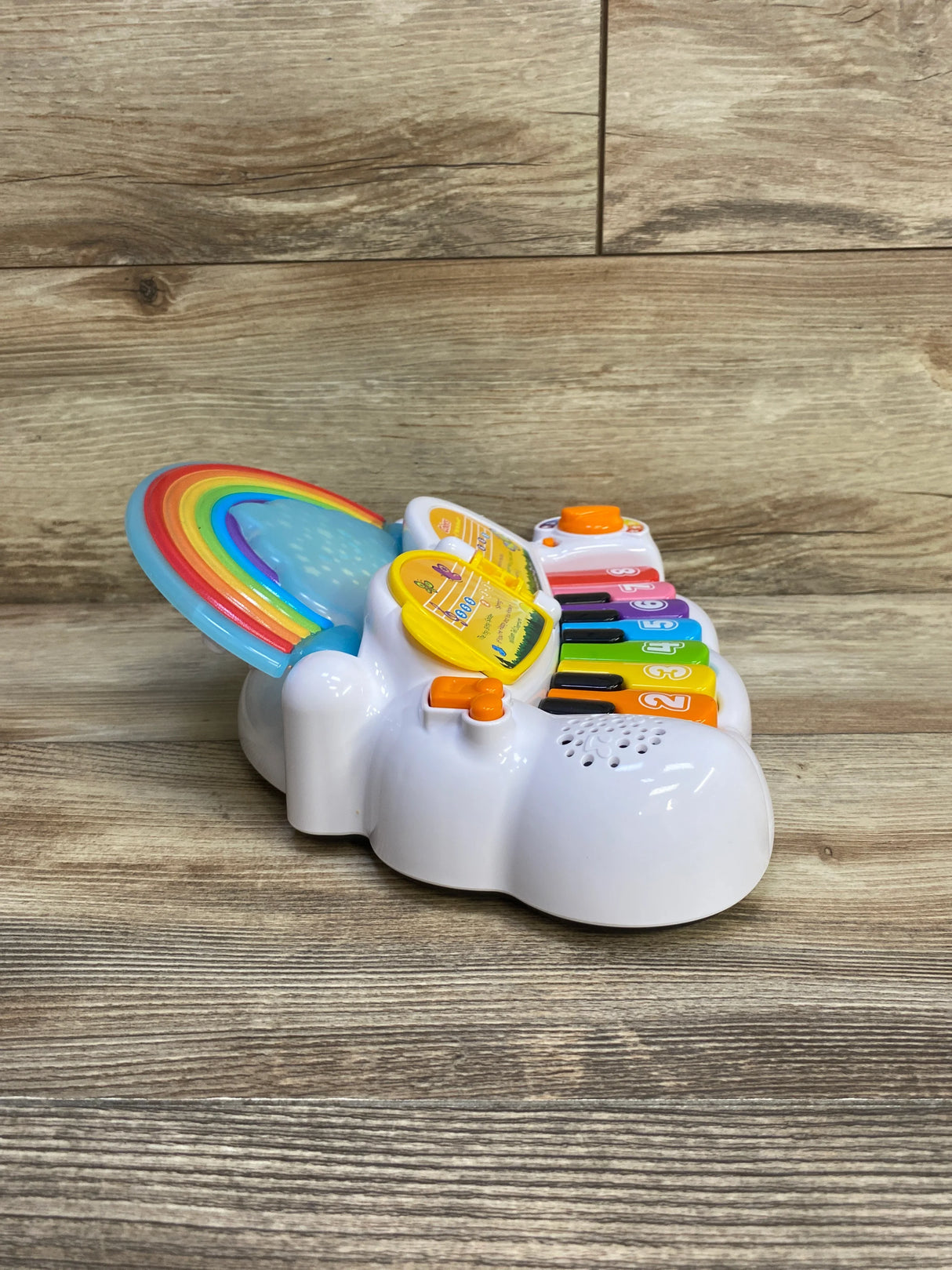 LeapFrog Learn and Groove Rainbow Lights Piano - Me n Mommy To Be