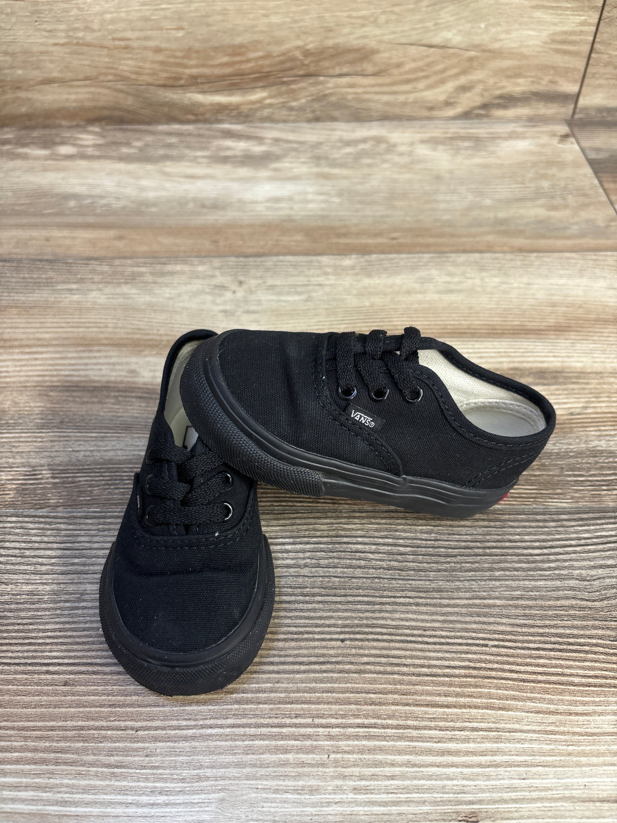 Vans Authentic Low Top Sneakers Black sz 5c