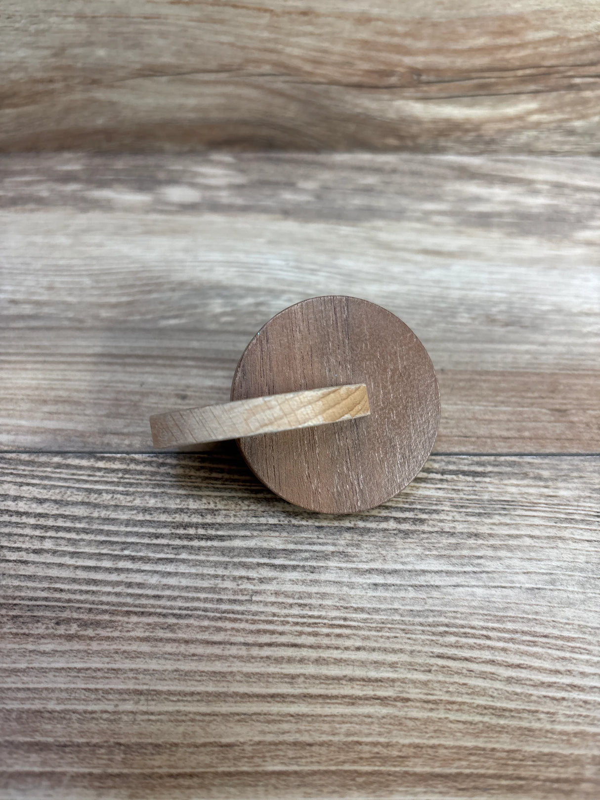 Lovevery Hand-to-Hand Discs