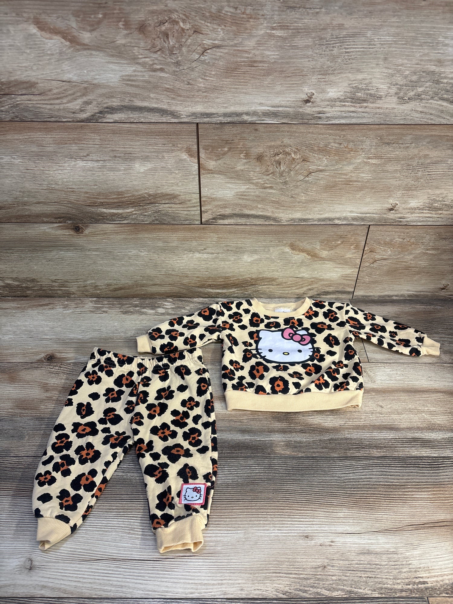 Hello Kitty 2pc Leopard Sweatshirt & Joggers Set Tan sz 9m